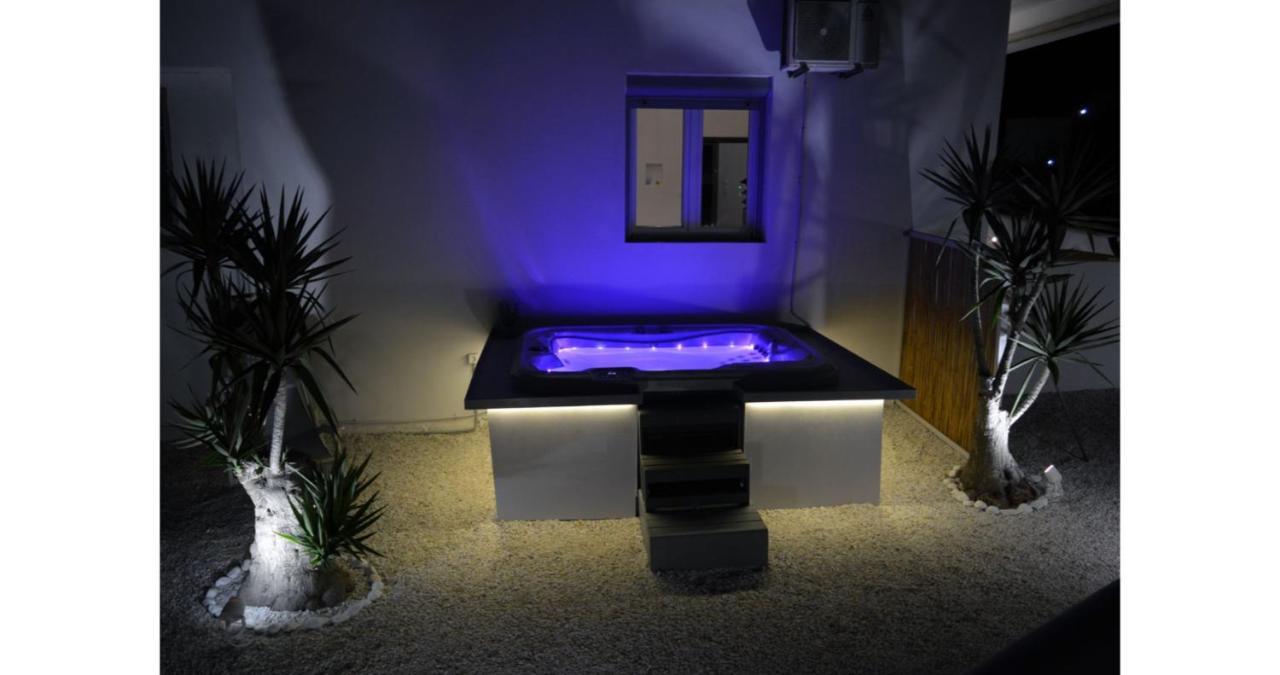 Pier'S House Jacuzzi Apartment Pollonia Exterior photo
